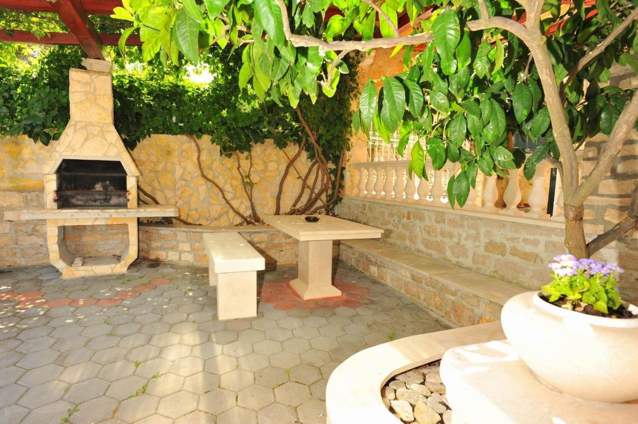 Villa Anni Sutivan Exterior foto